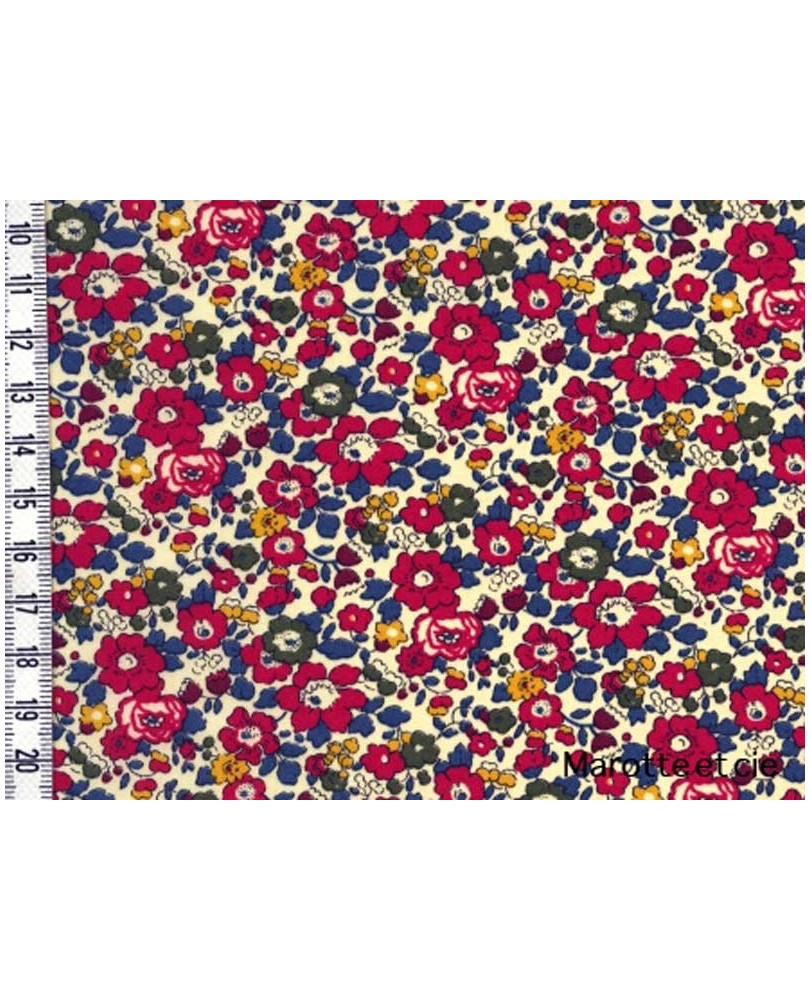 Coupon Liberty Betsy ann rouge 65*45cm dans Tissus Liberty par Marotte et Cie